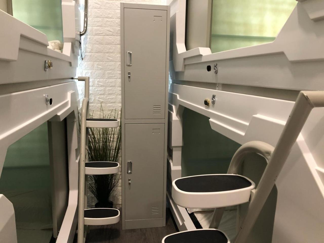 싱가포르 Oh My Pods 호스텔 외부 사진